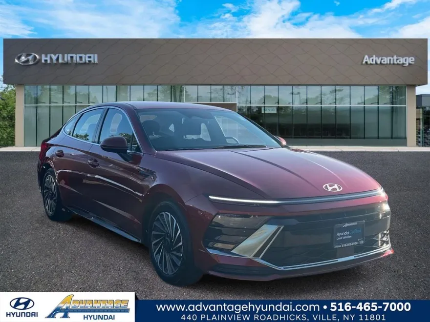 2025 Hyundai Sonata Hybrid SEL photo 1