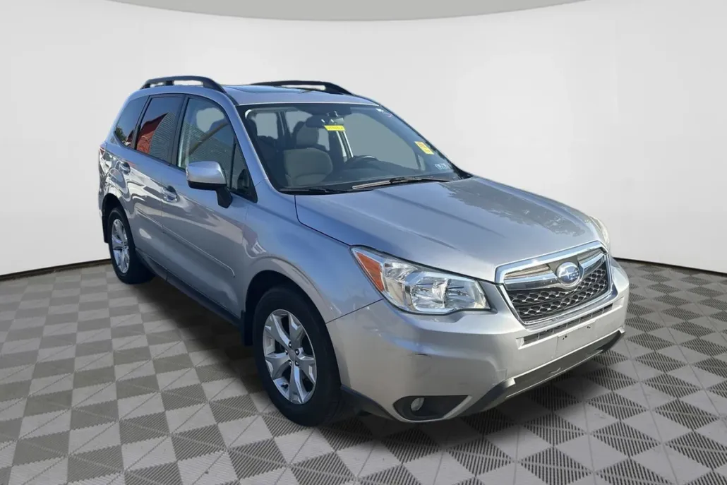 2014 Subaru Forester 2.5i Premium photo 1