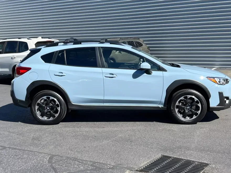 2023 Subaru Crosstrek Premium photo 1