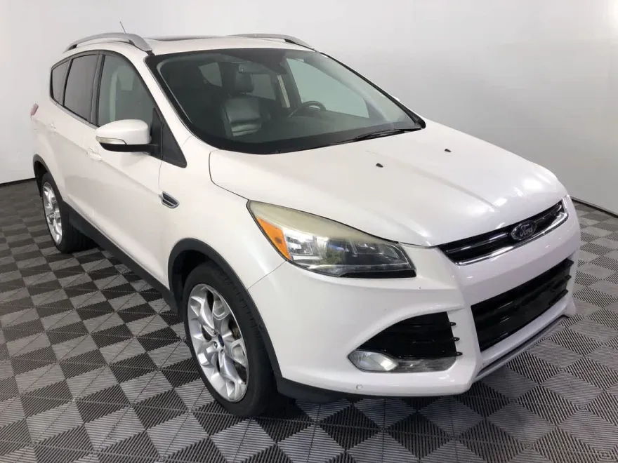 2014 Ford Escape Titanium photo 1