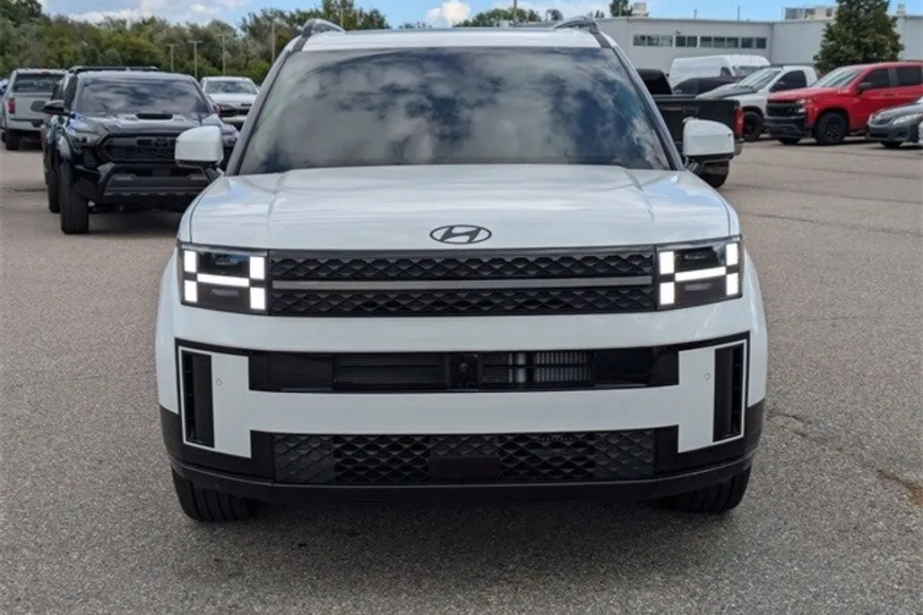 2025 Hyundai Santa Fe Calligraphy photo 1