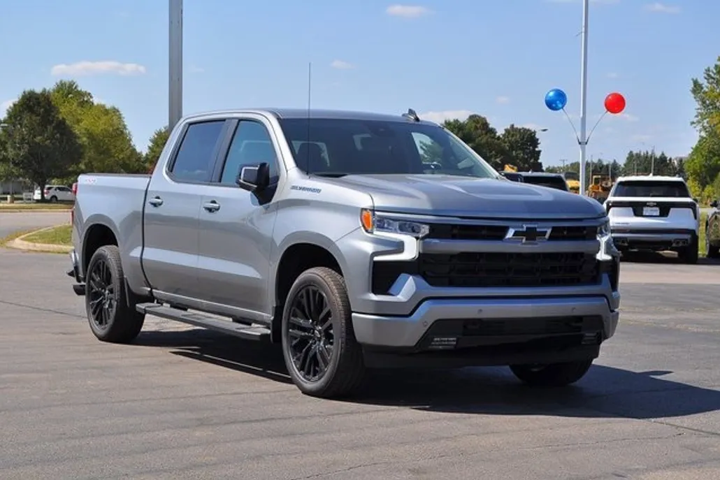 2025 Chevrolet Silverado 1500 RST photo 1