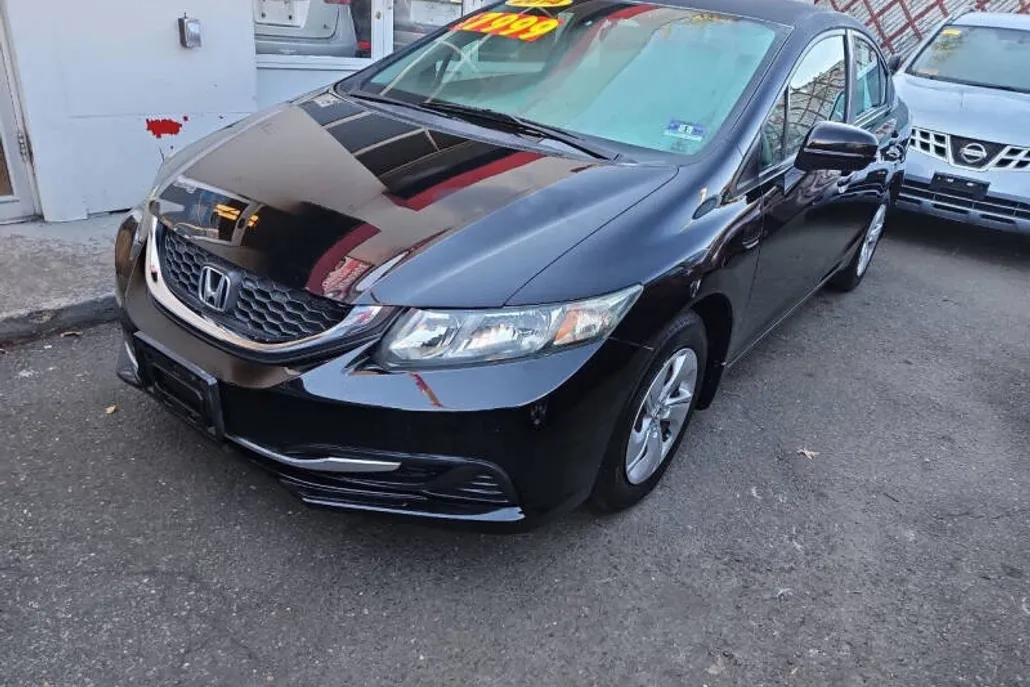 2014 Honda Civic LX photo 1