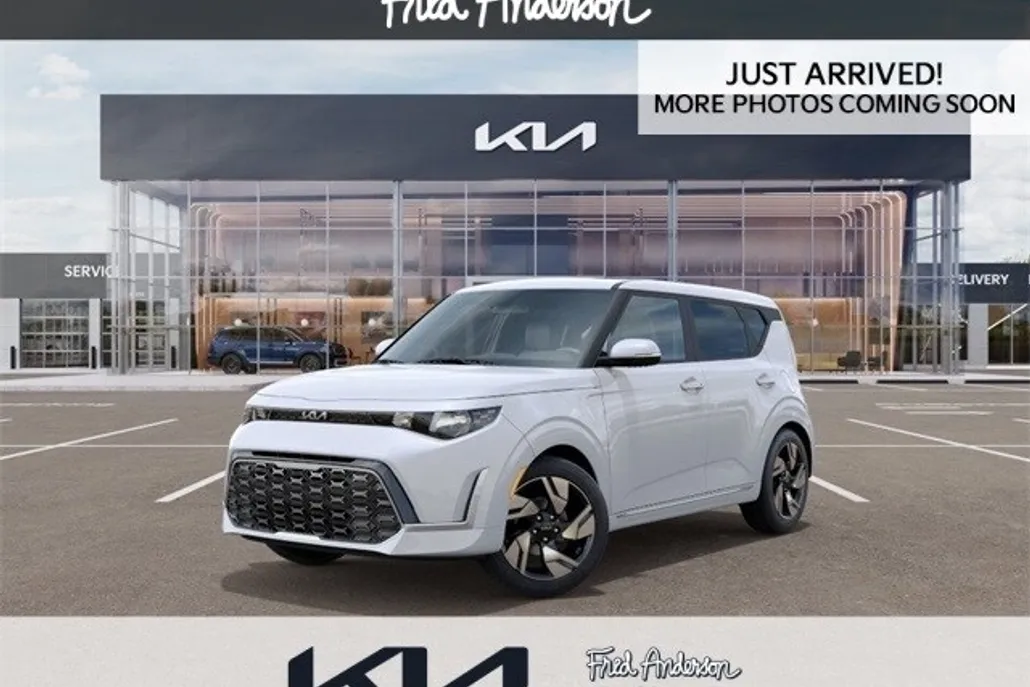 2025 Kia Soul GT-Line photo 1