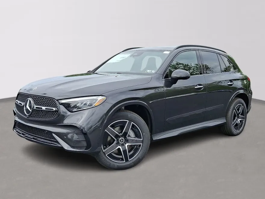 2025 Mercedes Benz GLC 300 4MATIC photo 1