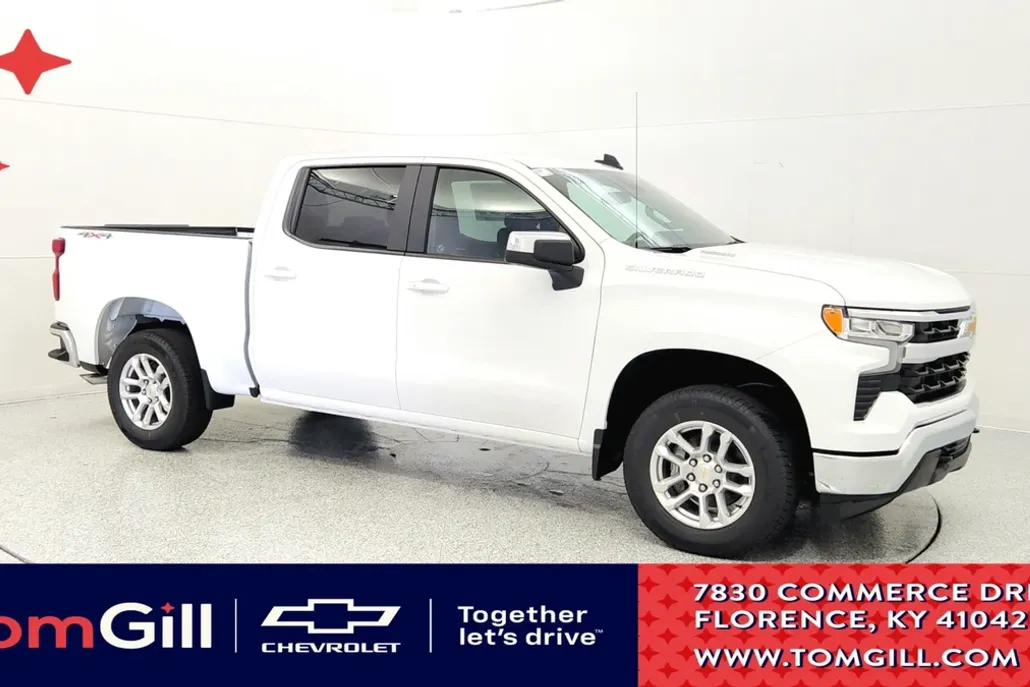 2025 Chevrolet Silverado 1500 LT photo 1