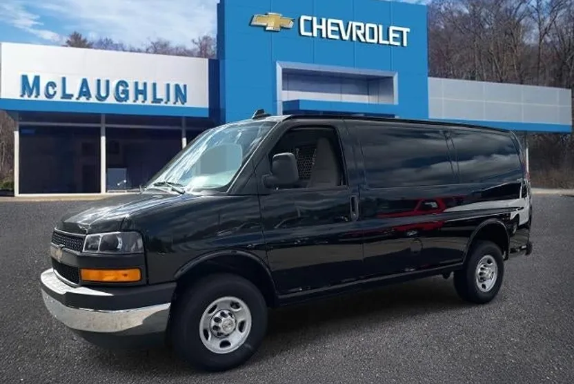 2025 Chevrolet Express Cargo 2500 photo 1