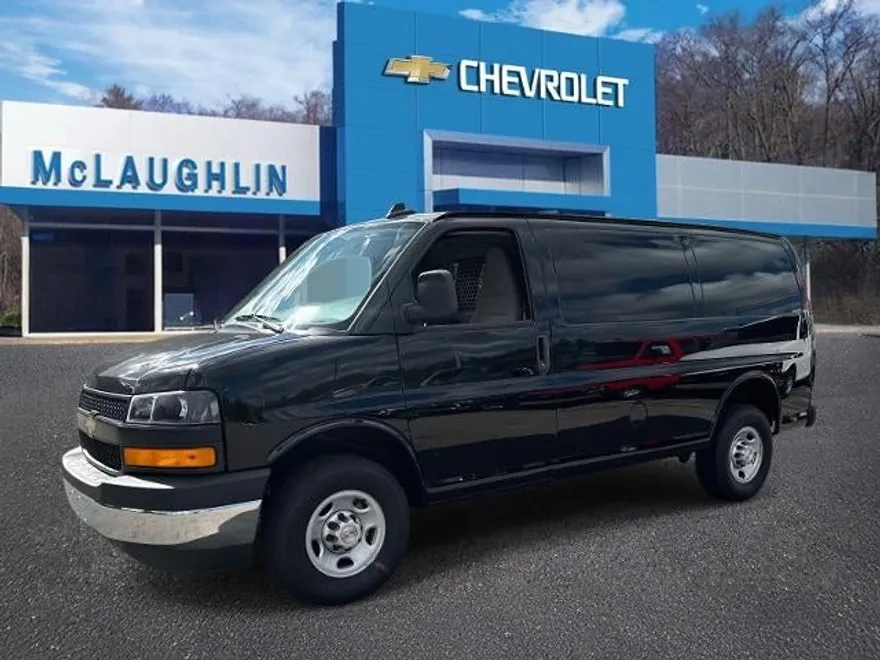 2025 Chevrolet Express Cargo 2500 photo 1