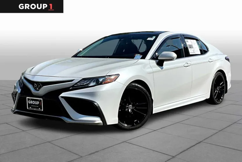 2023 Toyota Camry XSE photo 1