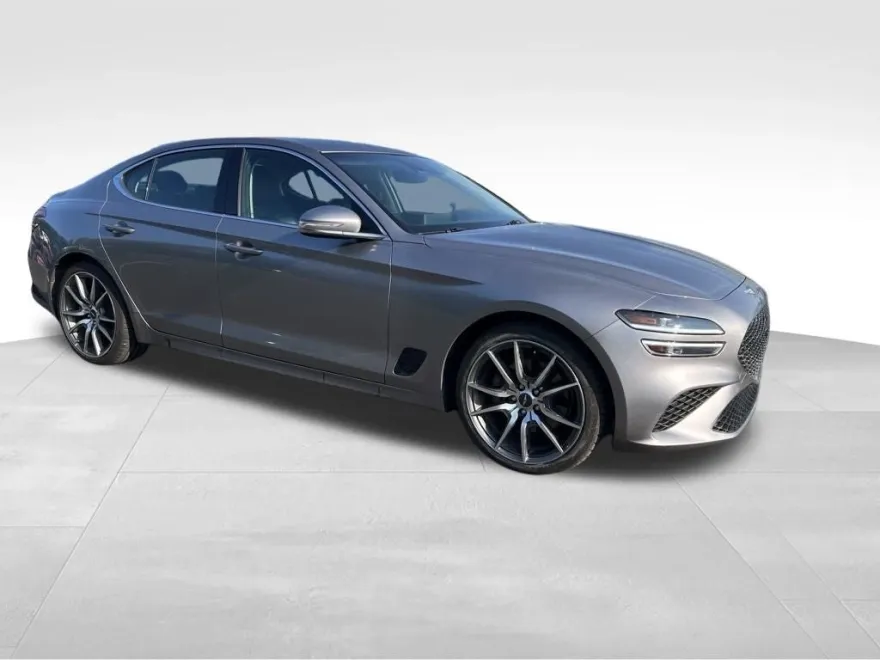 2023 Genesis G70 2.0T photo 1