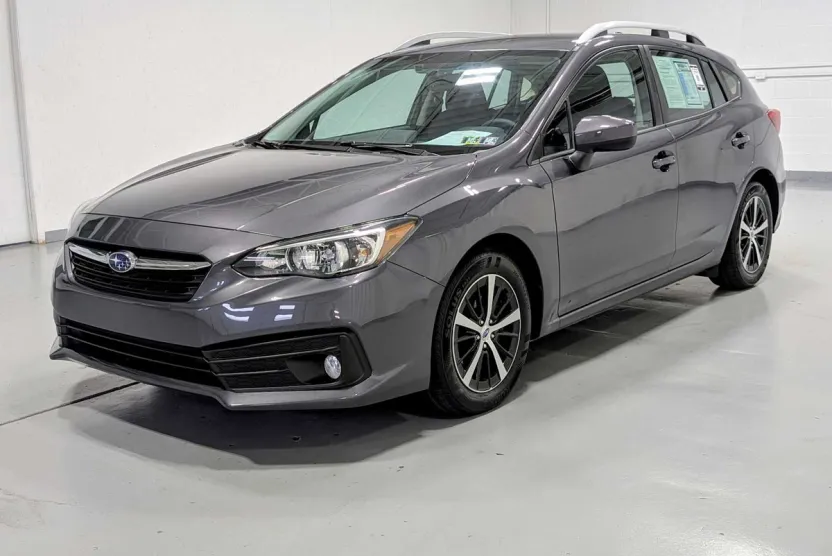 2023 Subaru Impreza Premium photo 1