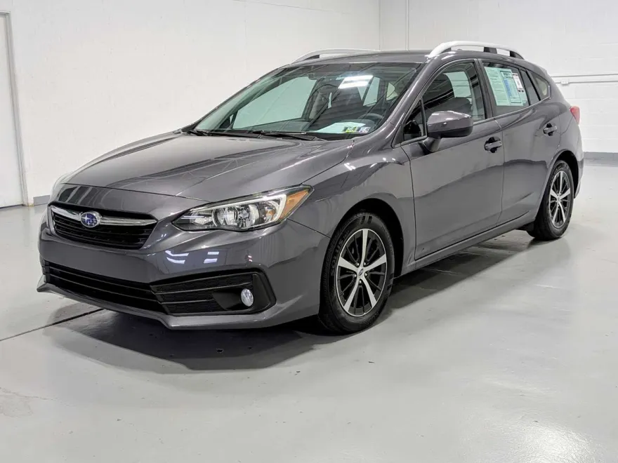 2023 Subaru Impreza Premium photo 1