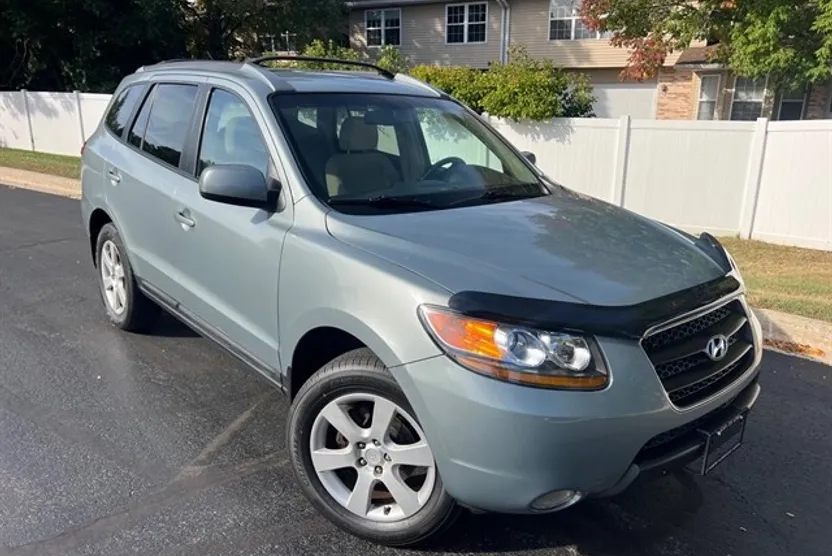 2009 Hyundai Santa Fe SE photo 1