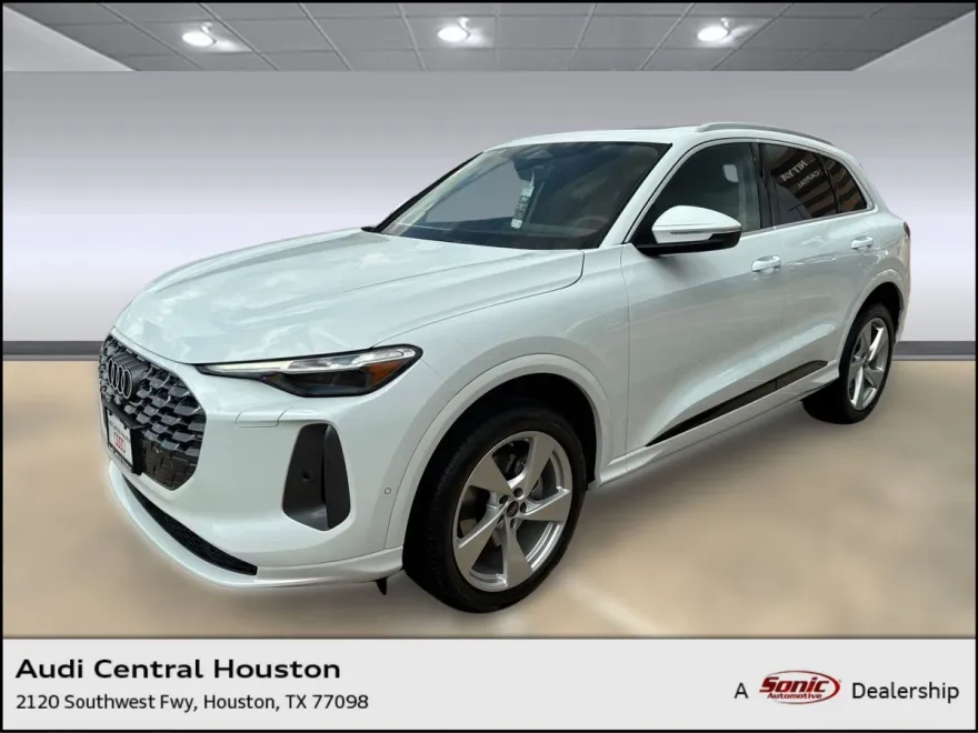 2025 Audi Q5 2.0T Premium Plus photo 1