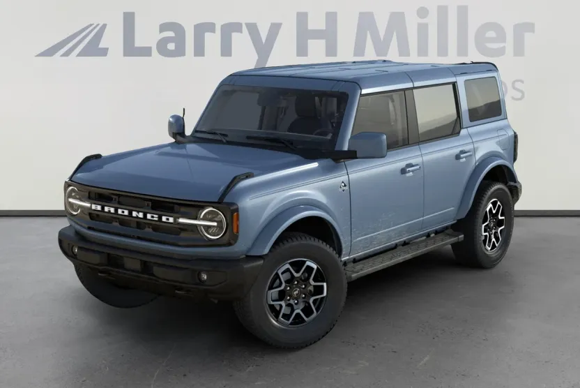 2025 Ford Bronco Outer Banks photo 1