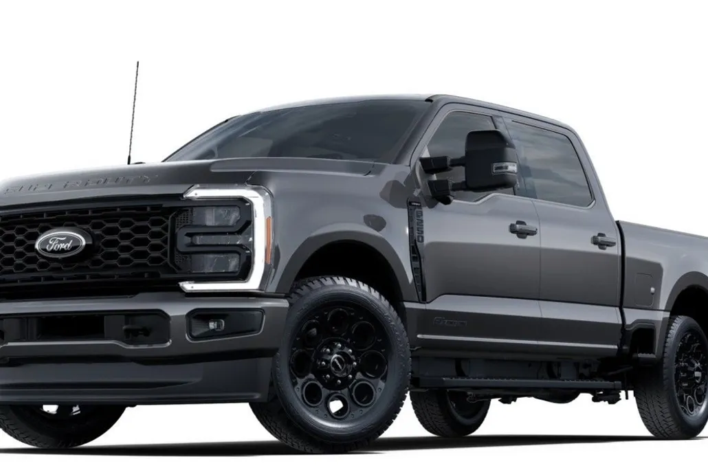 2025 Ford F-250 Lariat photo 1
