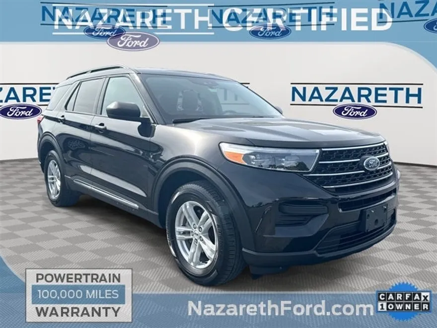 2023 Ford Explorer XLT photo 1