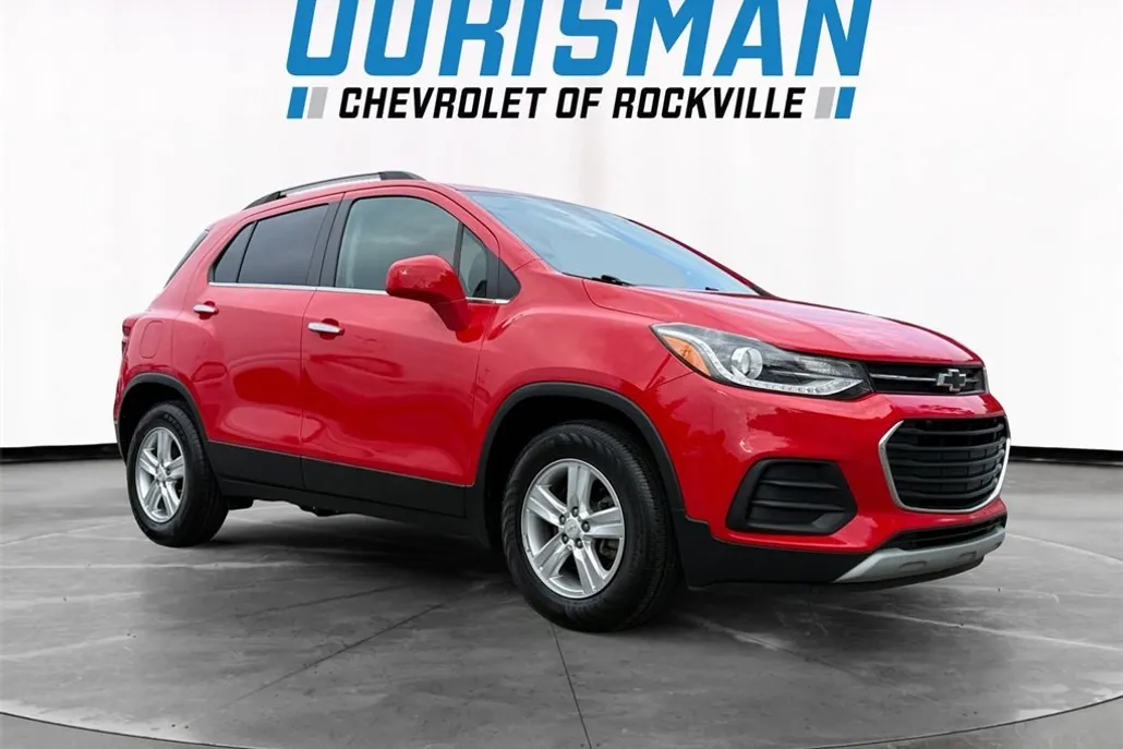 2020 Chevrolet Trax LT photo 1