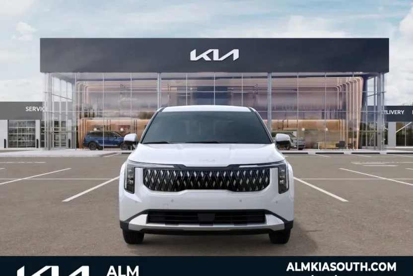 2025 Kia Carnival LXS photo 1