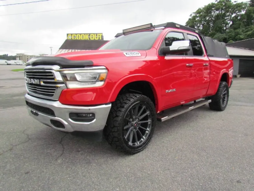 2019 Ram 1500 Laramie photo 1