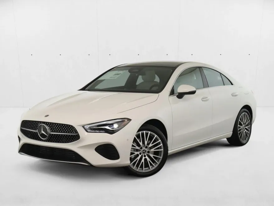 2025 Mercedes Benz CLA 250 4MATIC photo 1