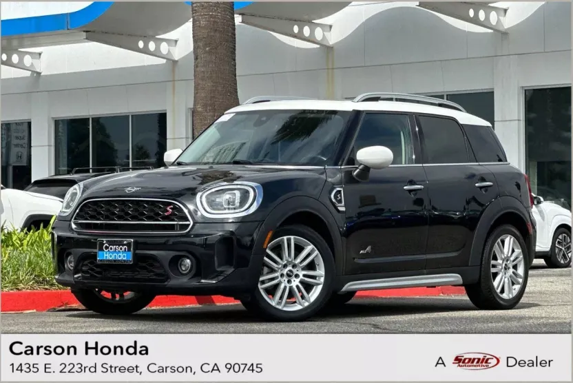 2023 Mini Countryman S ALL4 photo 1