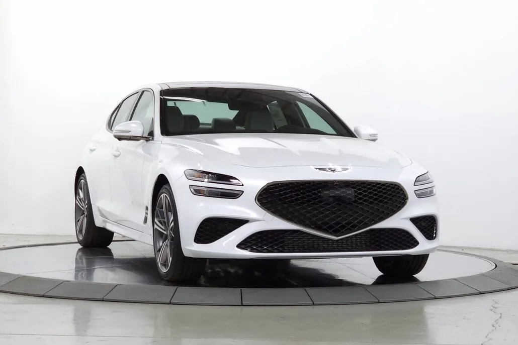 2025 Genesis G70 3.3T Sport Prestige photo 1