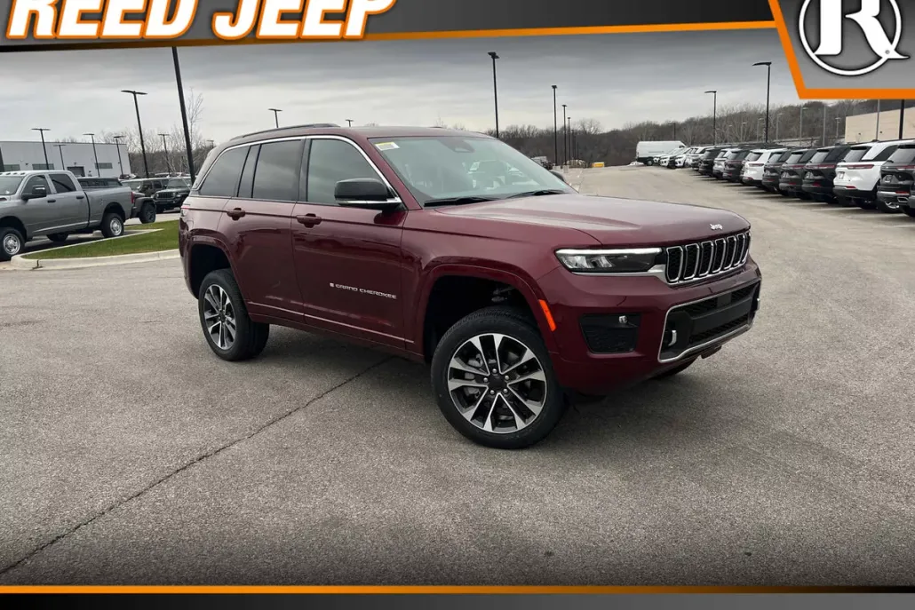 2025 Jeep Grand Cherokee Overland photo 1