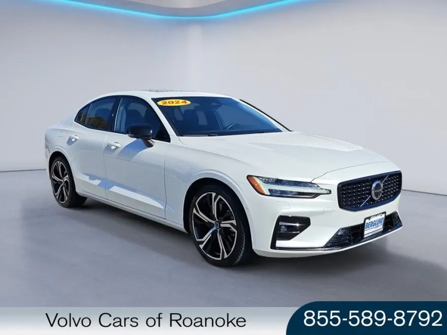 2024 Volvo S60 B5 Plus photo 1