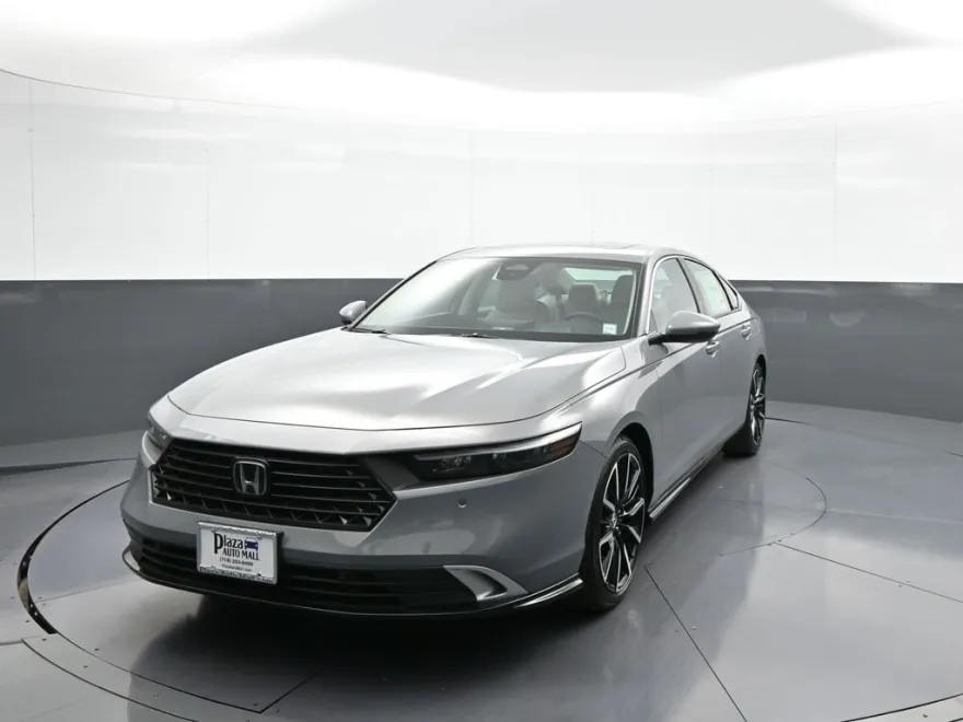 2025 Honda Accord Hybrid Touring photo 1