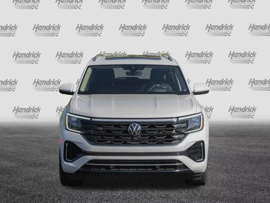 2024 Volkswagen Atlas SEL Premium R-Line photo 1