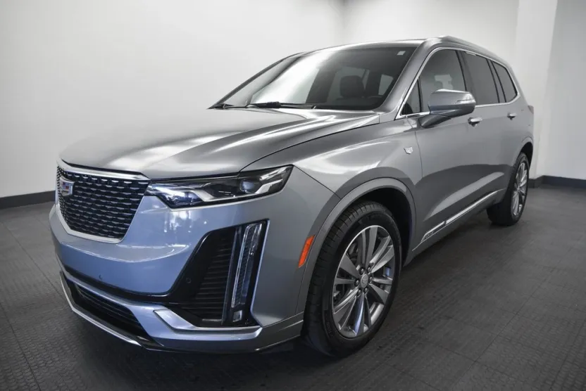 2025 Cadillac XT6 Premium Luxury photo 1
