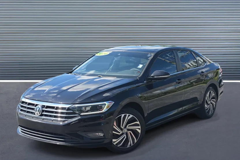 2020 Volkswagen Jetta SEL Premium photo 1