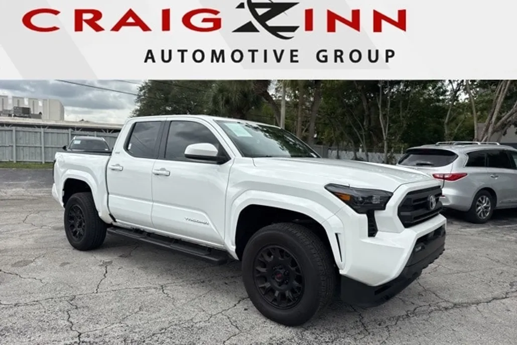2024 Toyota Tacoma SR5 photo 1