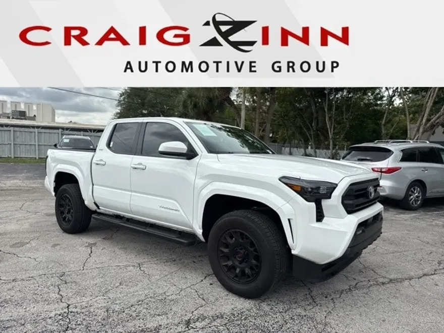 2024 Toyota Tacoma SR5 photo 1