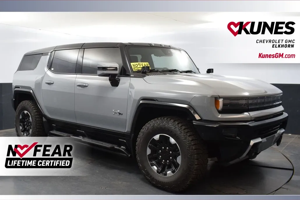 2024 Gmc Hummer EV SUV photo 1