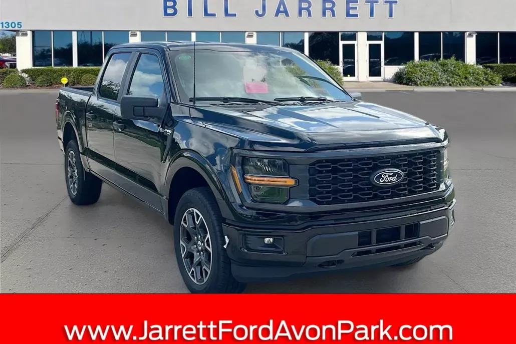 2025 Ford F-150 STX photo 1
