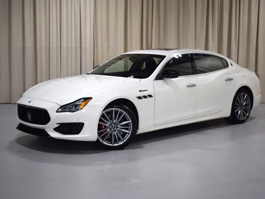 2024 Maserati Quattroporte Modena photo 1