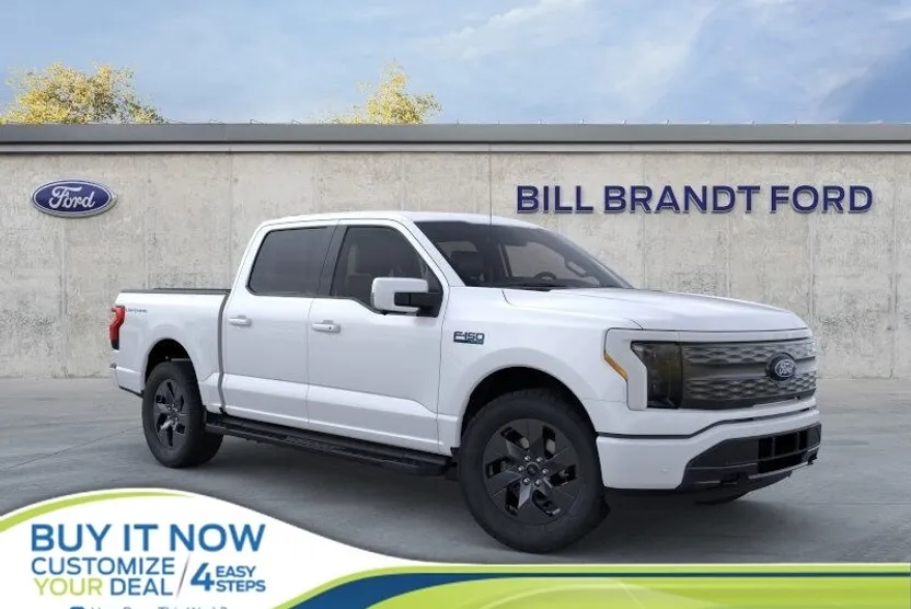 2024 Ford F-150 Lightning Lariat photo 1
