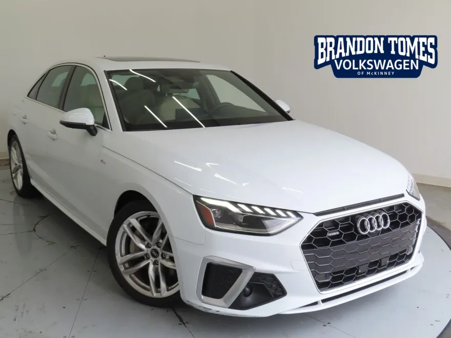 2022 Audi A4 45 S line Premium Plus Quattro photo 1