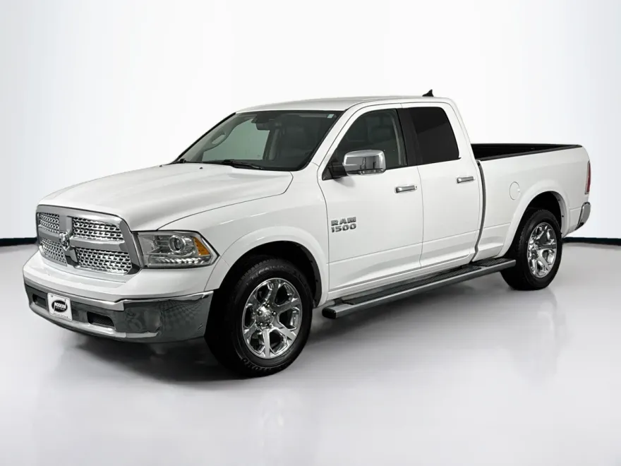 2017 Ram 1500 Laramie photo 1