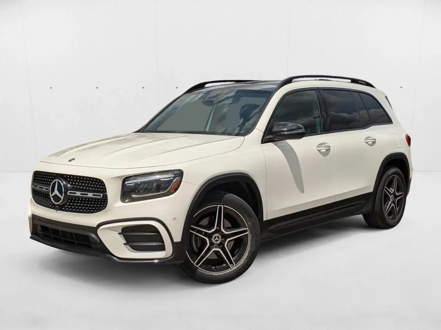 2024 Mercedes Benz GLB 250 photo 1