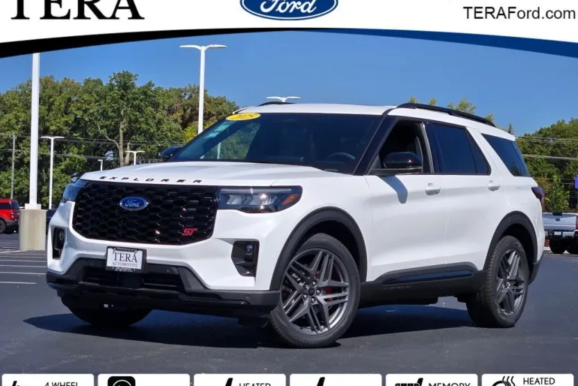 2025 Ford Explorer ST photo 1