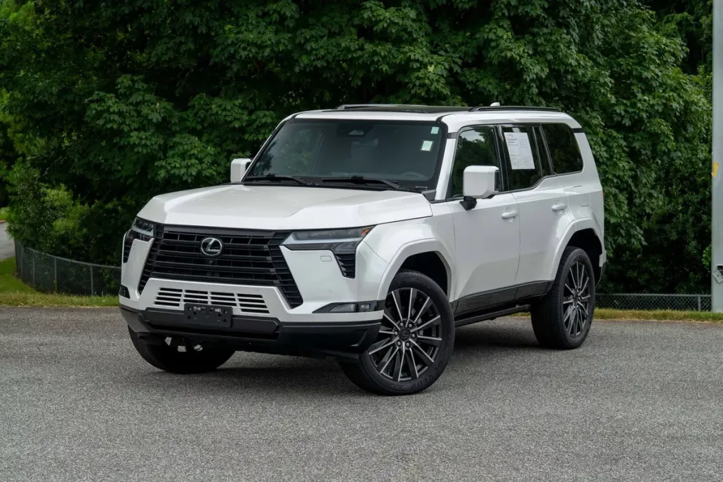 2024 Lexus GX 550 Luxury photo 1