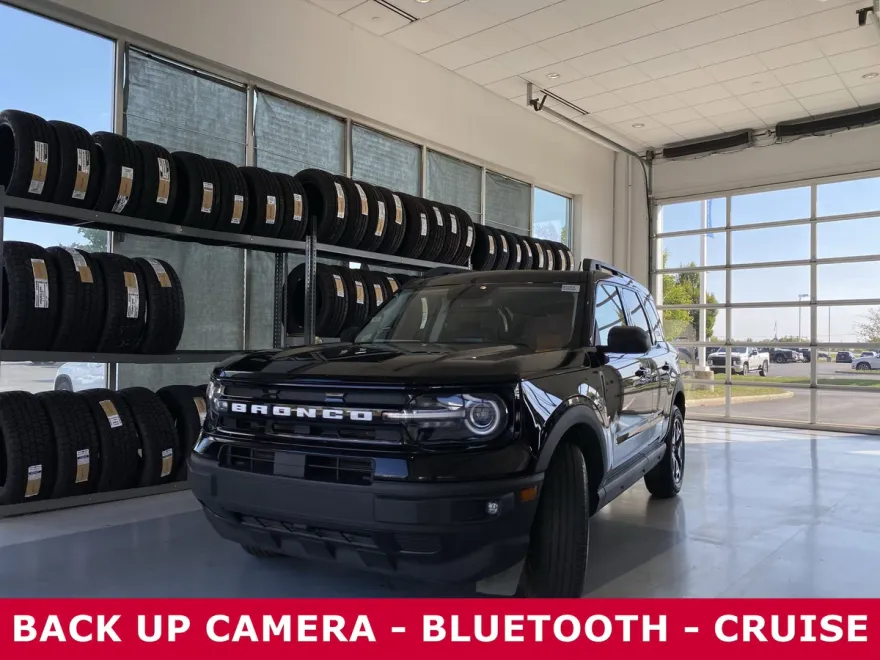 2024 Ford Bronco Sport Outer Banks photo 1