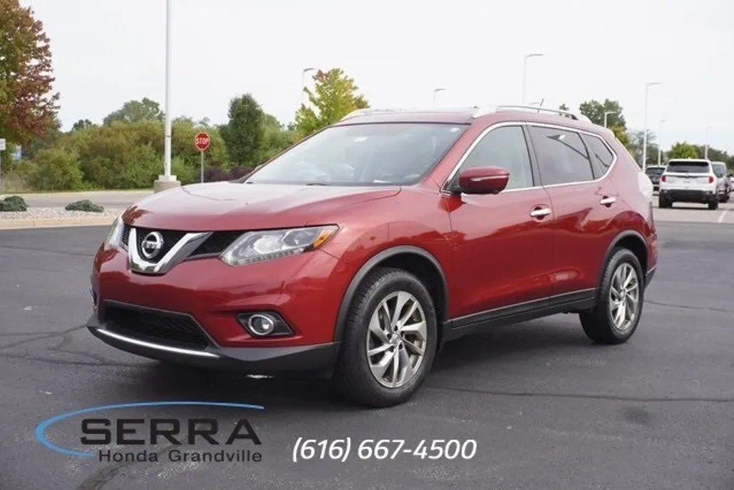 2015 Nissan Rogue SL photo 1