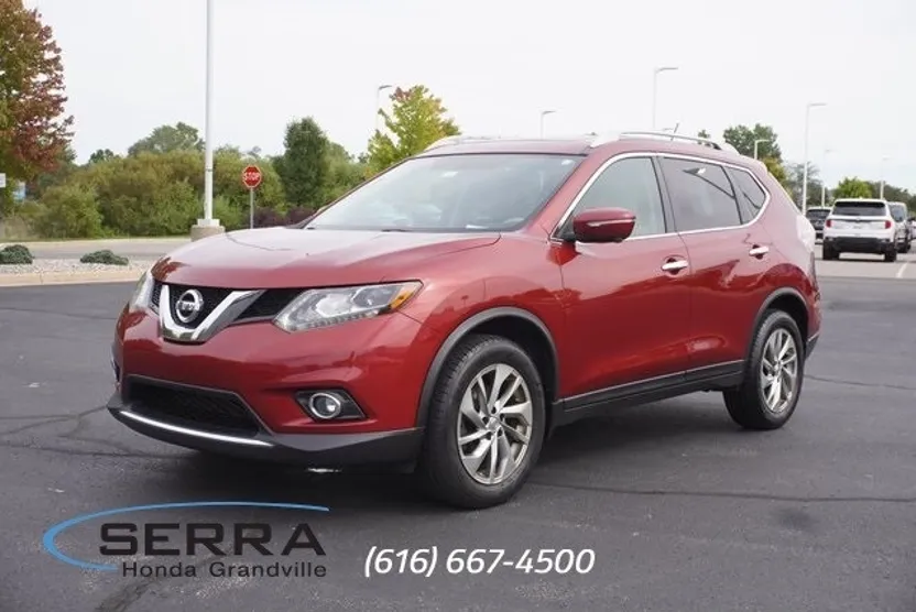 2015 Nissan Rogue SL photo 1