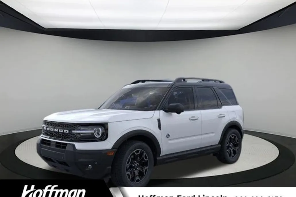 2025 Ford Bronco Sport Outer Banks photo 1