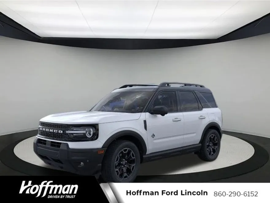 2025 Ford Bronco Sport Outer Banks photo 1