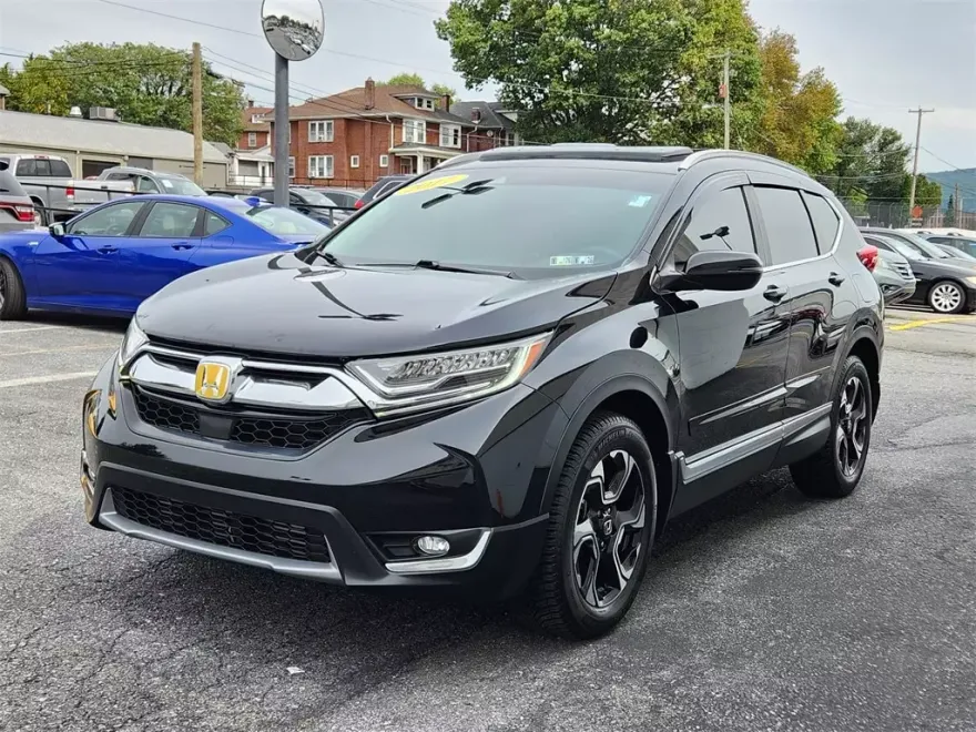 2017 Honda CR-V Touring photo 1